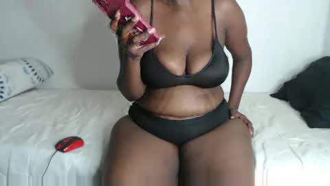 nawtylezi696 online show from 12-05-25, 07:10