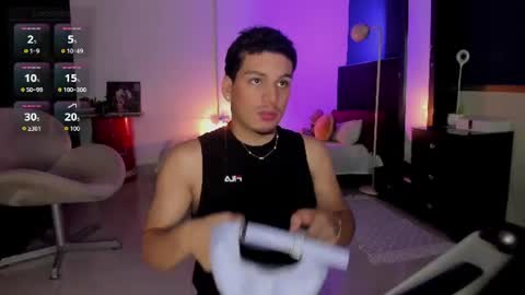 Snapshot of naxttan chatting on 06-29-26, 02:29 Natan online show from 06-29-26, 02:29