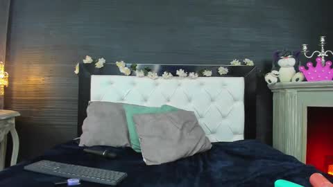 Naye  online show from 02-11-25, 07:02