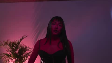 Nefertari online show from 02-14-26, 11:51