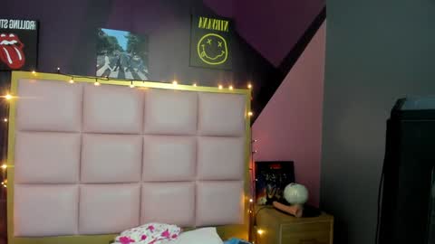 Nebu latina online show from 12-19-24, 11:14