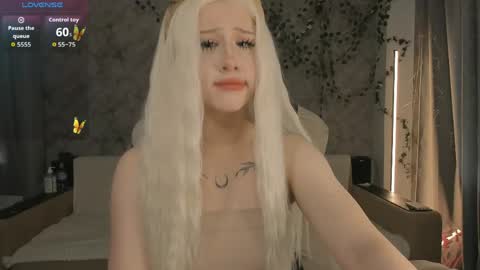 Eva online show from 04-22-26, 09:01