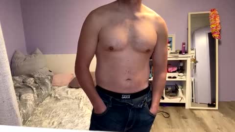 Snapshot of ned119781 chatting on 11-12-25, 09:03 ned119781 online show from 11-12-25, 09:03