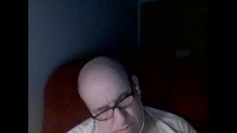 Tom online show from 11-21-25, 01:37