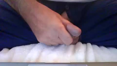 Snapshot of needwant14 chatting on 10-16-25, 03:24 needwant14 online show from 10-16-25, 03:24