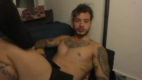 Nei turn green online show from 01-22-25, 03:20