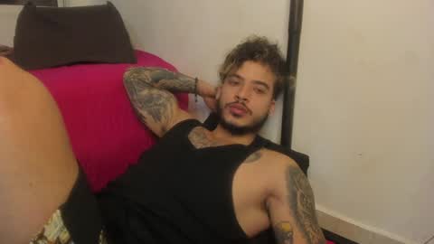 Nei turn green online show from 01-28-25, 05:11