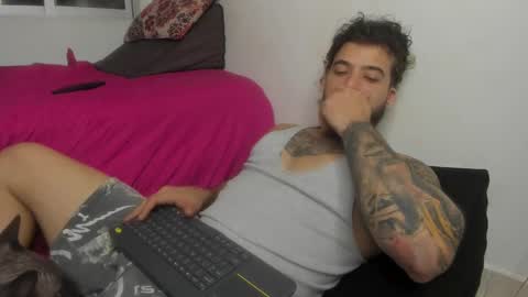 Nei turn green online show from 02-23-25, 11:04