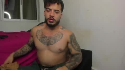 Nei turn green online show from 03-03-25, 04:14