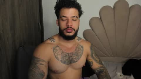 Nei turn green online show from 02-01-26, 01:31