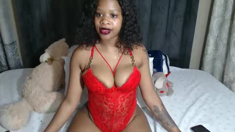 Snapshot of neeshaah chatting on 02-08-26, 08:18 Neeshaa online show from 02-08-26, 08:18