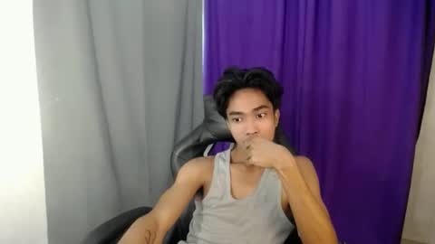 Snapshot of neil_asian69 chatting on 03-11-26, 01:22 neil_asian69 online show from 03-11-26, 01:22