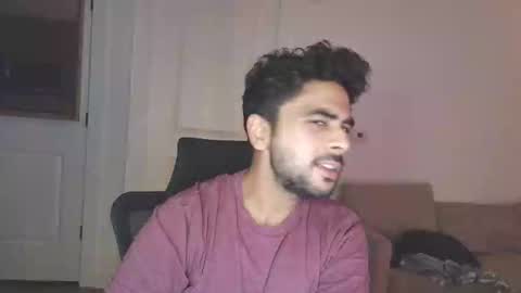 Snapshot of neilsing chatting on 10-09-25, 08:34 neil online show from 10-09-25, 08:34