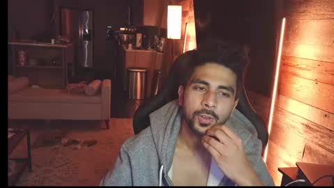 neil online show from 12-18-25, 05:35