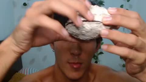 Neithanzyn online show from 02-10-25, 01:24