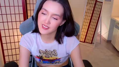 Snapshot of neko_blush chatting on 04-25-26, 02:03 Neko online show from 04-25-26, 02:03