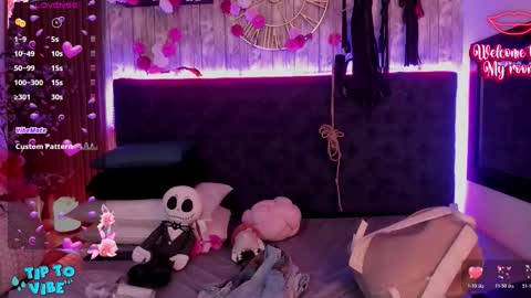 Miah online show from 11-25-25, 11:21