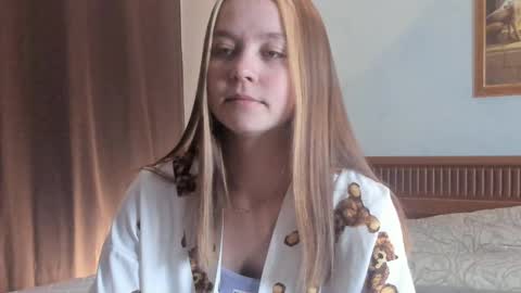 Lana online show from 02-17-25, 01:04