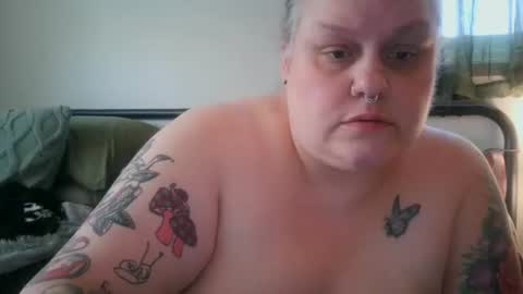 Snapshot of nellatlas chatting on 07-02-26, 12:10 Nellie Atlas online show from 07-02-26, 12:10