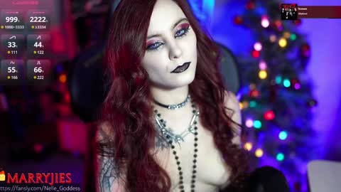 Snapshot of nelle_ chatting on 01-07-25, 09:40    online show from 01-07-25, 09:40