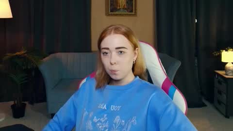 Nelli online show from 12-17-25, 08:48