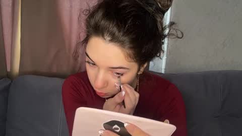 Angelihee online show from 04-14-26, 10:21