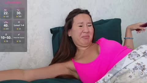 Snapshot of nellyfischer chatting on 12-07-24, 08:44 Nelly online show from 12-07-24, 08:44