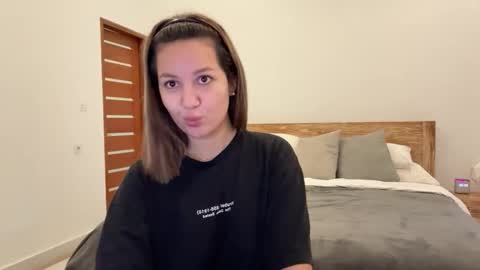 Snapshot of nellyfischer chatting on 09-15-25, 01:05 Nelly online show from 09-15-25, 01:05