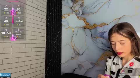 Salome Nena cupcake online show from 11-04-25, 11:31