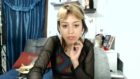 Snapshot of nena_lov chatting on 01-04-25, 12:05 Star online show from 01-04-25, 12:05
