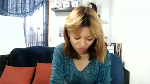 Snapshot of nena_lov chatting on 02-10-25, 05:52 Star online show from 02-10-25, 05:52