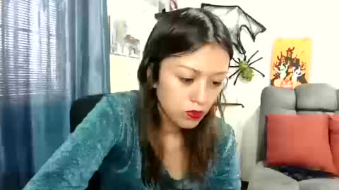Snapshot of nena_lov chatting on 10-17-25, 08:11 Star online show from 10-17-25, 08:11