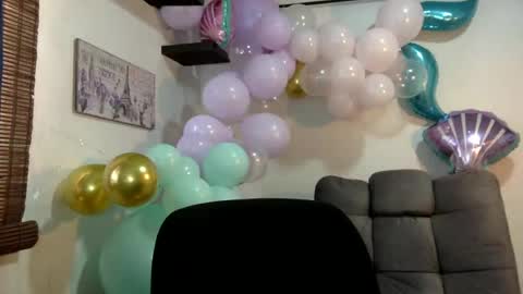 Snapshot of nena_lov chatting on 06-17-26, 05:14 Star online show from 06-17-26, 05:14