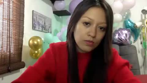 Snapshot of nena_lov chatting on 06-18-26, 07:07 Star online show from 06-18-26, 07:07