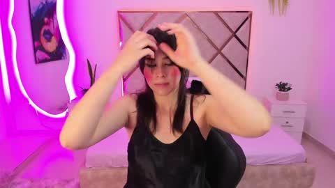 nenaarisk online show from 04-12-26, 01:05