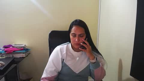 Snapshot of neny445 chatting on 12-23-24, 05:00 kelly lopez online show from 12-23-24, 05:00