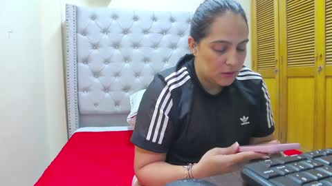 Snapshot of neny445 chatting on 01-24-25, 06:04 kelly lopez online show from 01-24-25, 06:04