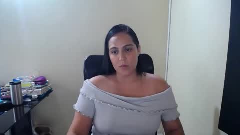 Snapshot of neny445 chatting on 01-28-25, 08:36 kelly lopez online show from 01-28-25, 08:36