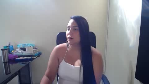 Snapshot of neny445 chatting on 02-22-25, 02:08 kelly lopez online show from 02-22-25, 02:08