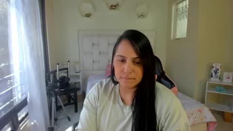 Snapshot of neny445 chatting on 03-08-25, 01:57 kelly lopez online show from 03-08-25, 01:57