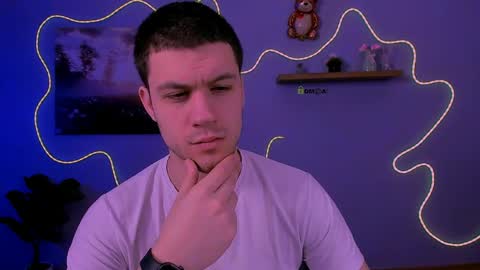 neo_raze_ online show from 04-02-26, 06:49