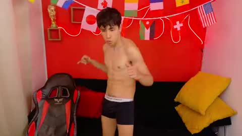 Snapshot of neo_twink chatting on 07-11-26, 09:27 just Daniel online show from 07-11-26, 09:27
