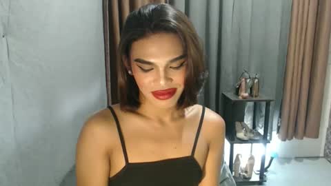 neomi online show from 04-11-26, 04:33