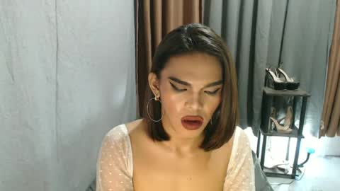 neomi online show from 05-19-26, 06:14