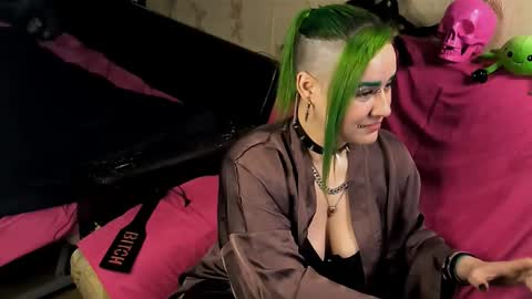 Snapshot of neonnectar_ chatting on 11-20-25, 03:34 Ada online show from 11-20-25, 03:34