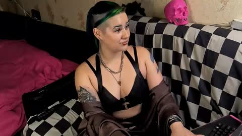 Snapshot of neonnectar_ chatting on 11-26-25, 06:09 Ada online show from 11-26-25, 06:09