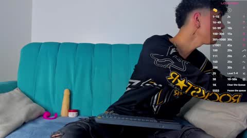 Snapshot of neoraptis chatting on 01-13-25, 08:26 NeoRaptis jhonatan online show from 01-13-25, 08:26