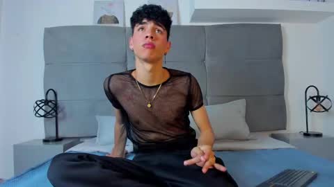 Snapshot of neoraptis chatting on 02-04-25, 08:28 NeoRaptis jhonatan online show from 02-04-25, 08:28