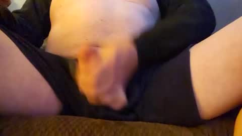 Snapshot of nepa420 chatting on 12-17-24, 12:22 Versatile online show from 12-17-24, 12:22