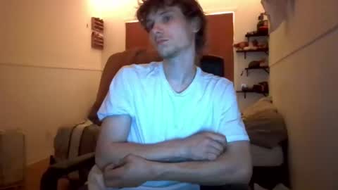Snapshot of nephew_p chatting on 06-12-26, 01:59 nephew_p online show from 06-12-26, 01:59